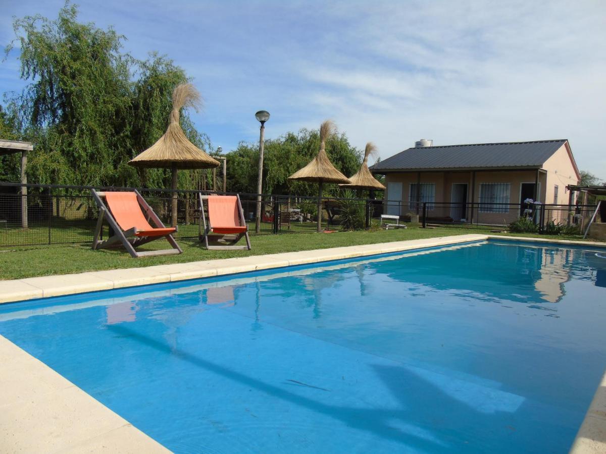 Aitue Bungalows Gualeguaychú Extérieur photo